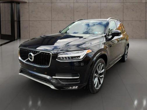 2019 Volvo XC90 T6 Momentum