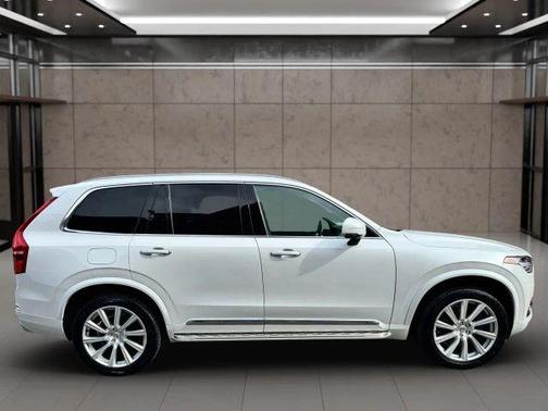 2016 Volvo XC90 T6 Inscription