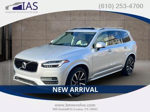 2019 Volvo XC90 T6 Momentum
