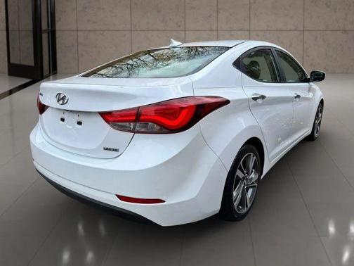 2015 Hyundai ELANTRA Limited