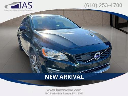 2018 Volvo V60 Cross Country T5