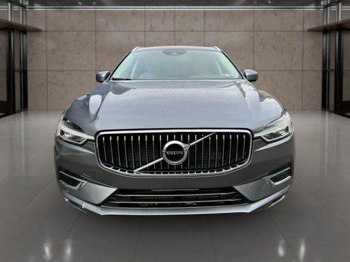 2021 Volvo XC60 Recharge Plug-In Hybrid T8 Inscription Expression