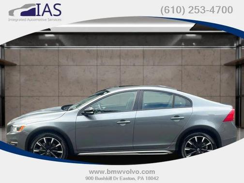 2016 Volvo S60 Cross Country T5 Platinum