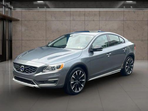 2016 Volvo S60 Cross Country T5 Platinum