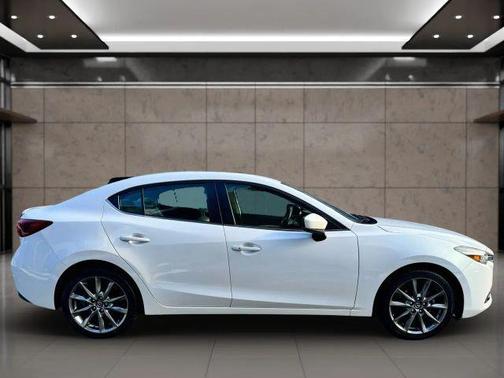 2018 Mazda Mazda3 Grand Touring