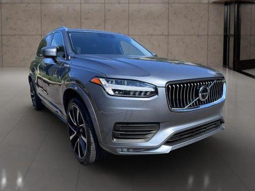 2020 Volvo XC90 T6 Momentum 6 Passenger