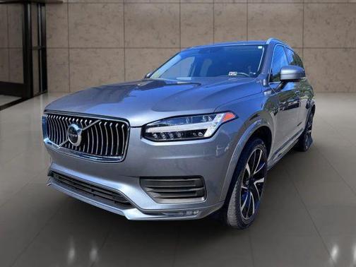 2020 Volvo XC90 T6 Momentum 6 Passenger