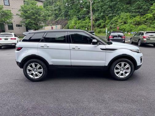 2017 Land Rover Range Rover Evoque SE Premium