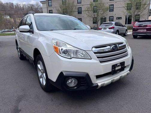 2014 Subaru Outback 3.6R Limited