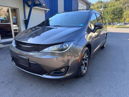 2018 Chrysler Pacifica Touring-L Plus