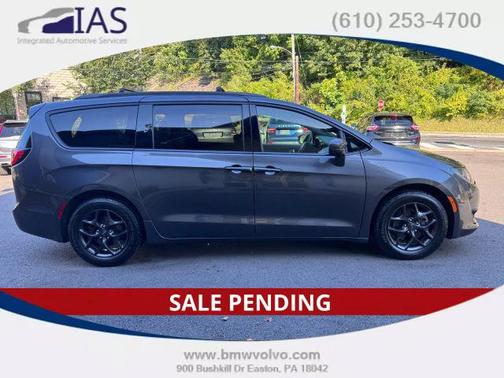 2018 Chrysler Pacifica Touring-L Plus