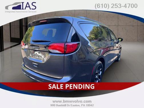 2018 Chrysler Pacifica Touring-L Plus