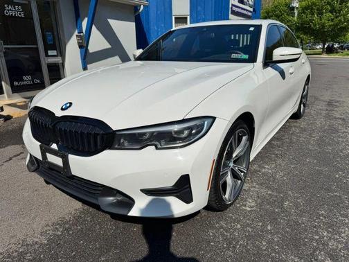 Alpine White 2021 BMW 330 i xDrive