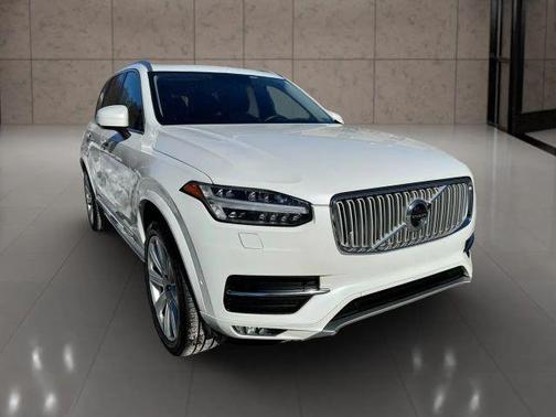 2019 Volvo XC90 T6 Inscription