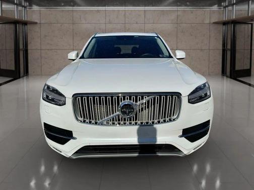 2019 Volvo XC90 T6 Inscription