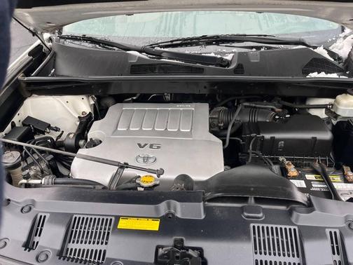 2012 Toyota Highlander SE