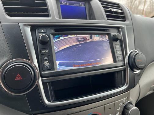 2013 Toyota Highlander SE