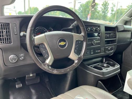 2017 Chevrolet Express 3500 Work Van