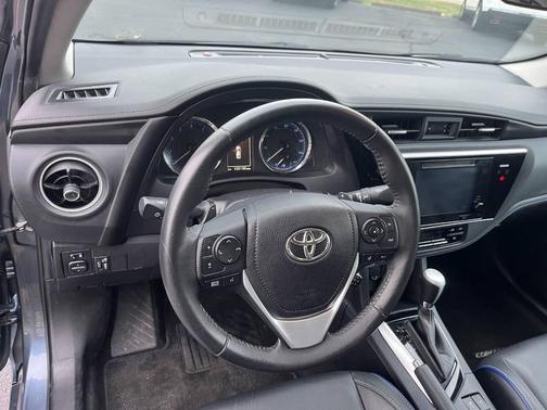 2017 Toyota Corolla XSE