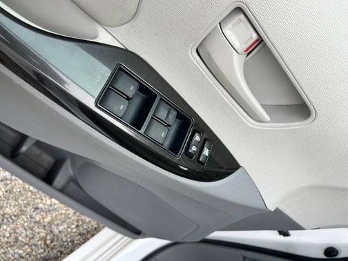 2012 Toyota Sienna LE