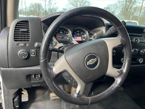 2009 Chevrolet Silverado 2500 LT Extended Cab