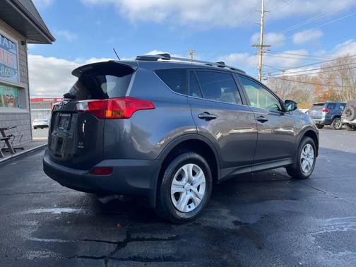 2013 Toyota RAV4 LE