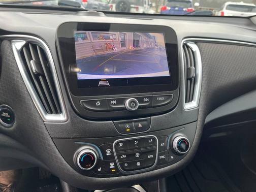 2020 Chevrolet Malibu FWD LT