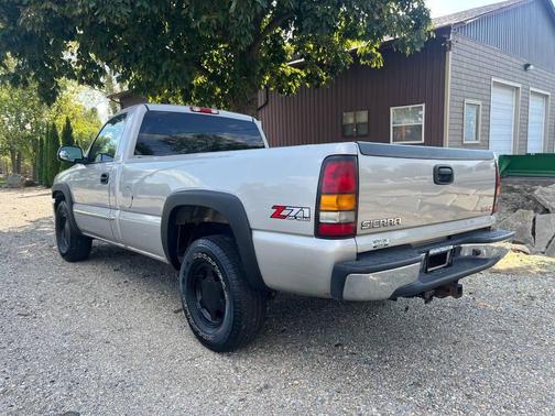 2004 GMC Sierra 1500 SLE