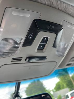 Midnight Black Metallic 2017 Toyota Sienna SE Premium