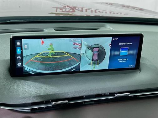 2023 Genesis GV70 2.5T