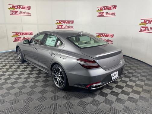 2026 Genesis G70 2.5T Prestige