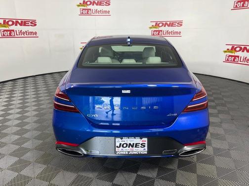 2024 Genesis G70 2.5T