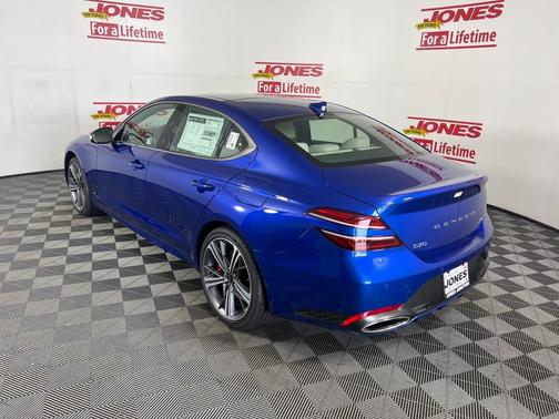 2024 Genesis G70 2.5T