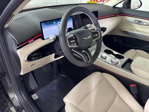 2026 Genesis GV70 2.5T
