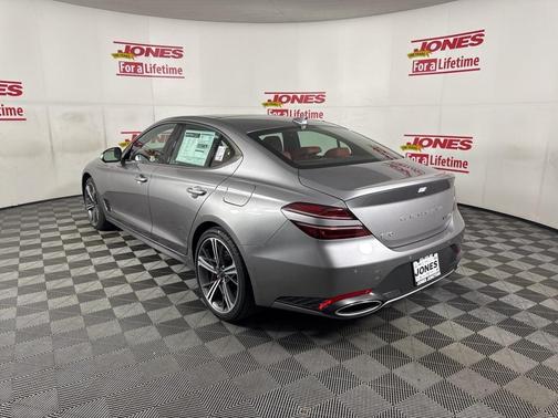 2025 Genesis G70 3.3T Sport Advanced