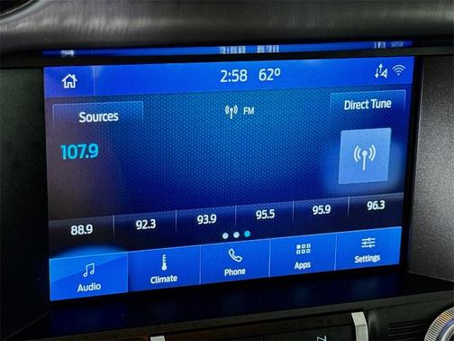 2022 Ford Mustang Mach 1