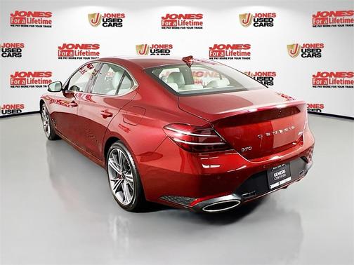 2025 Genesis G70 2.5T