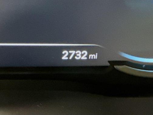White 2023 Genesis G80 2.5T