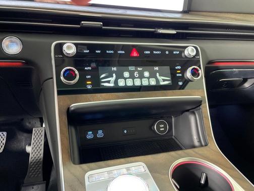 2026 Genesis GV80 2.5T