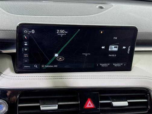 2025 Genesis G70 2.5T