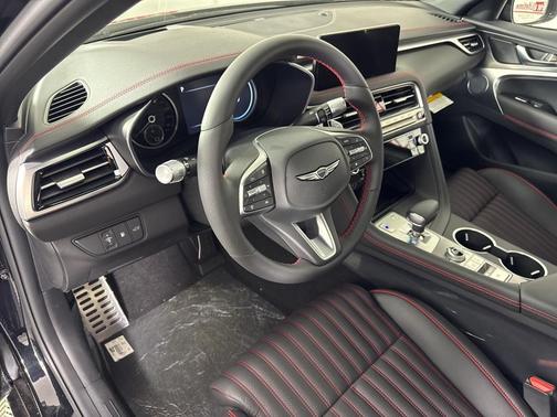 2026 Genesis G70 3.3T Sport Prestige