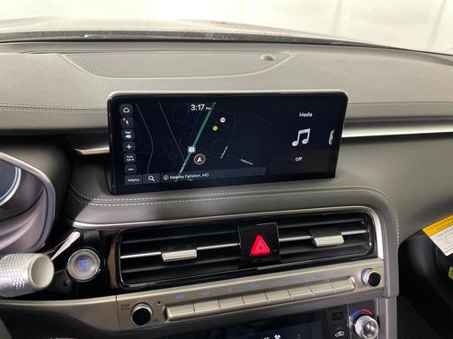 2026 Genesis G70 2.5T Standard