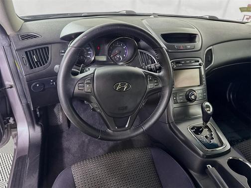 2012 Hyundai Genesis Coupe 2.0T Premium