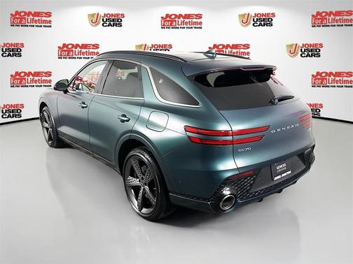 2024 Genesis GV70 2.5T