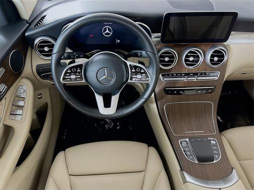 2022 Mercedes-Benz GLC 300 Base 4MATIC