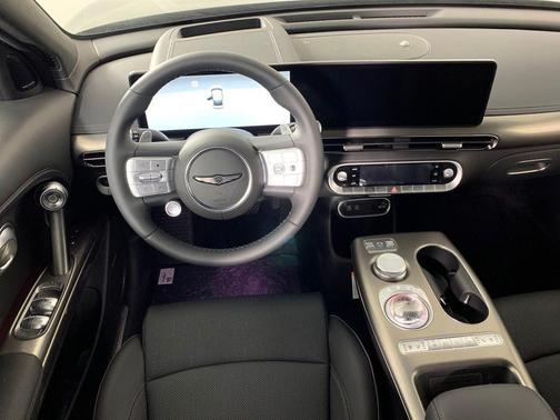 2024 Genesis GV60 Advanced