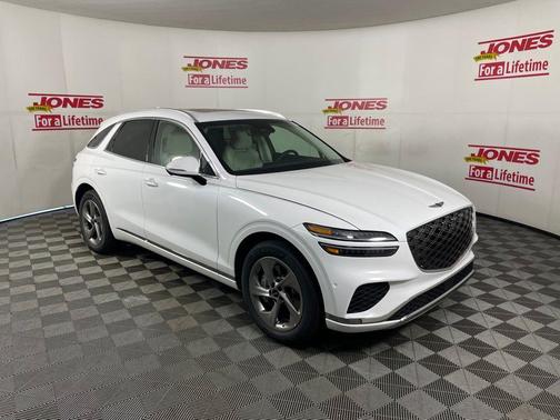 Alta White 2026 Genesis GV70 2.5T Advanced