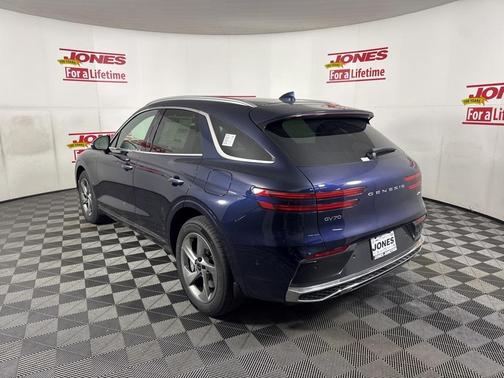 2026 Genesis GV70 2.5T Advanced