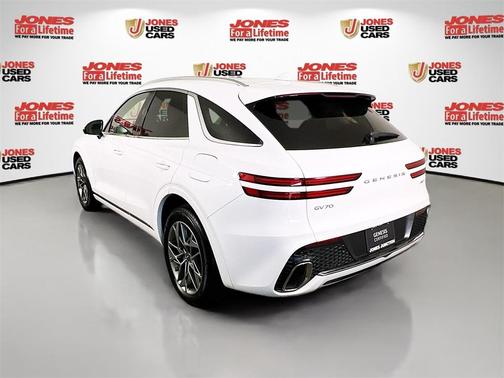 2024 Genesis GV70 2.5T