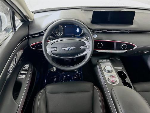 2024 Genesis GV70 2.5T
